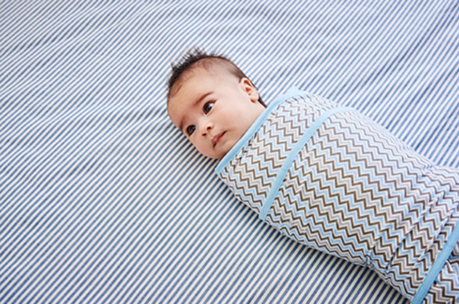 Moonlight Baby Sleep Consultant Melbourne - Miracle Blanket -Baby swaddling to contain startle reflex