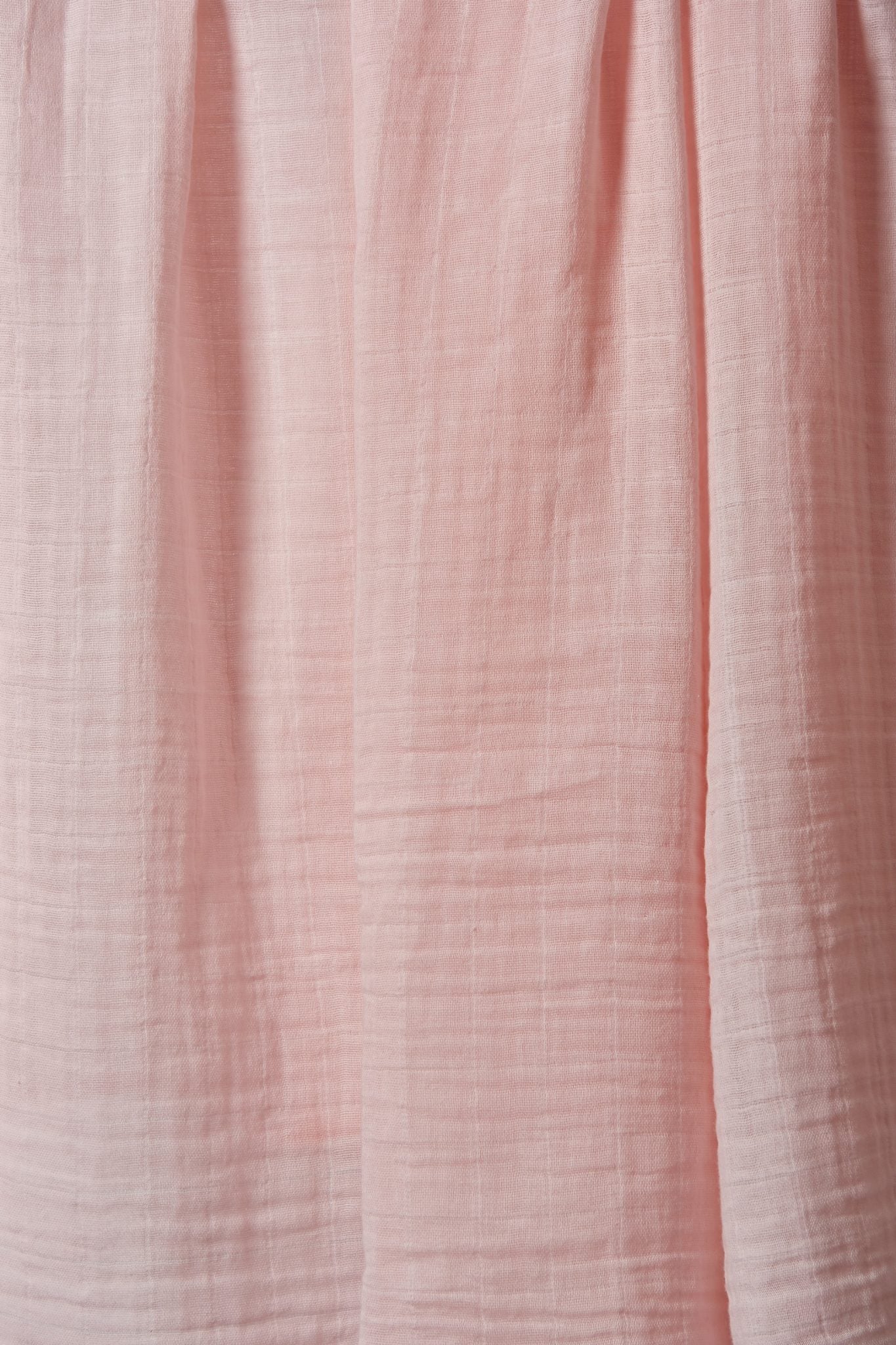 Weegoamigo Bamboo Muslin. Super soft cotton . Swaddling swaddle. soft pink. Moonlight Baby Sleep. Melbourne.