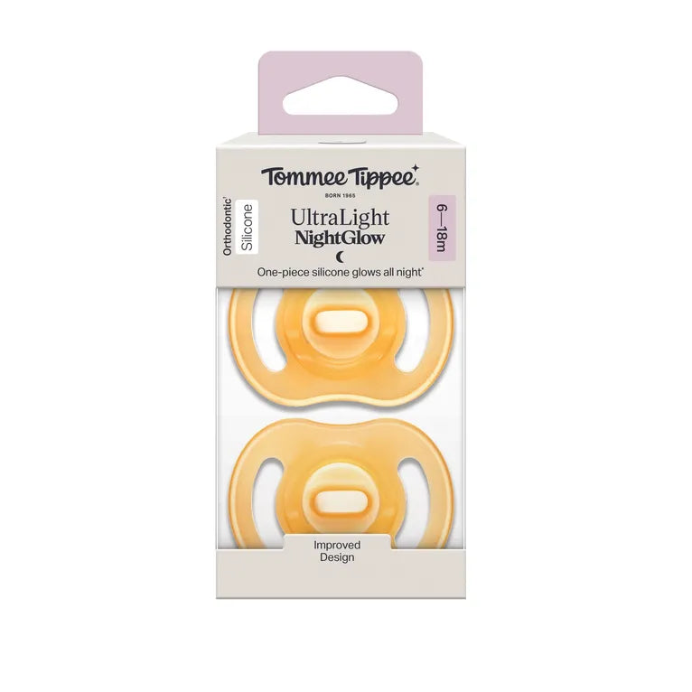 Tommee Tippee Night  Glow Time Soothers 2 Pack 6-18M